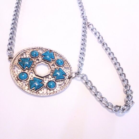 Vintage Southwestern Inspired Silver Tone Faux Turquoise Chain Belt - Picture 6 of 6